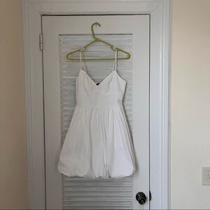 White Express Bubble Hem dress - size S